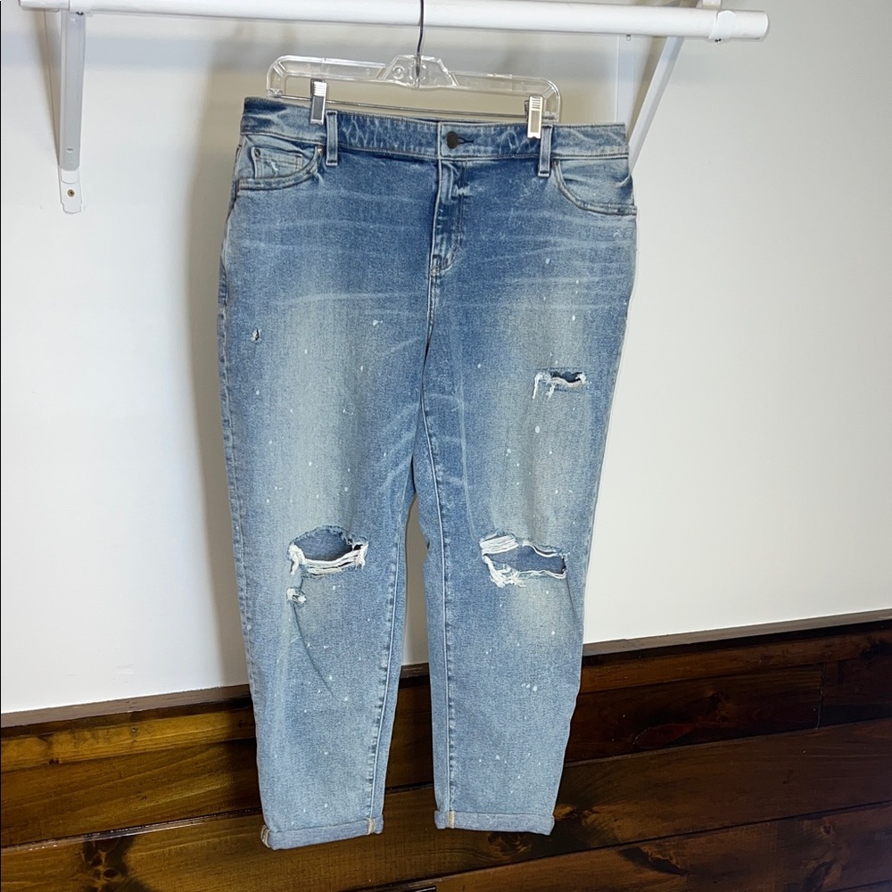 NWT Lane Bryant Flex Waistband Mid-Rise Boyfriend Jeans Light Wash Distressed-14